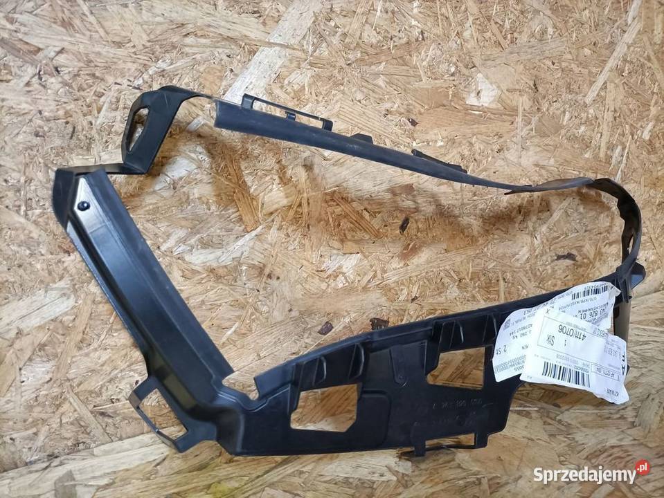 MERCEDES EQB 22 USZCZELKA LAMPY LEWY PRZÓD wielkopolskie Pleszew