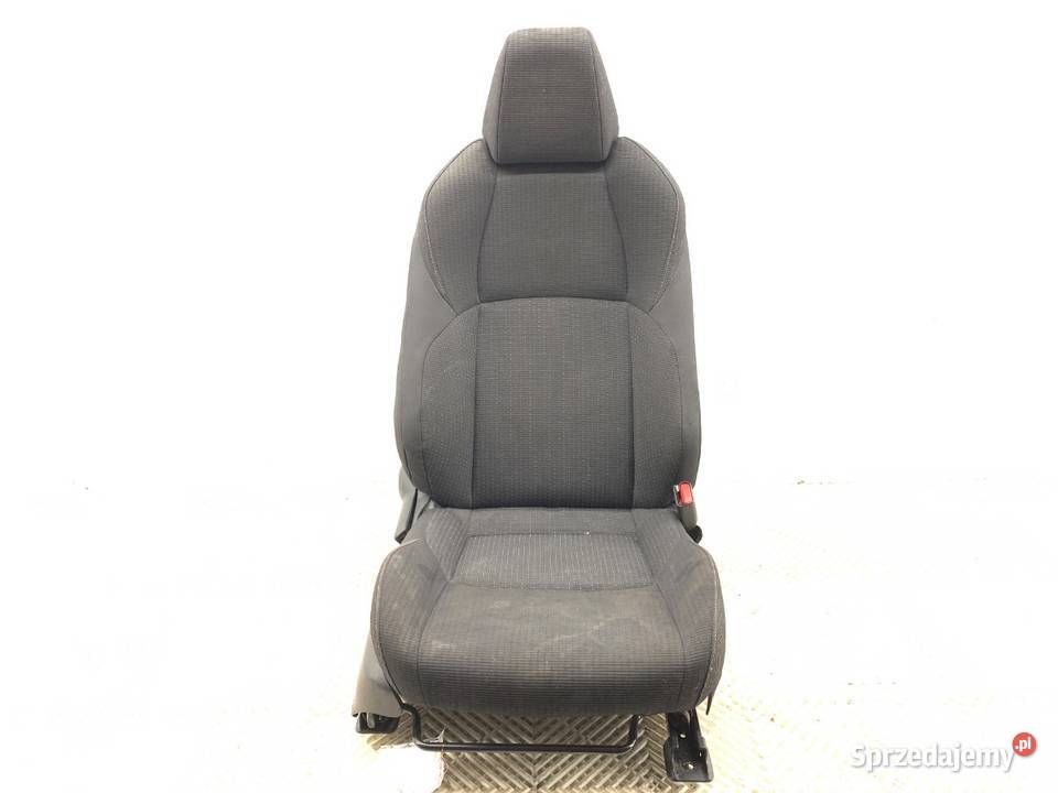 FOTEL PRAWY PRZÓD TOYOTA CHR Crossover SIEDZENIE