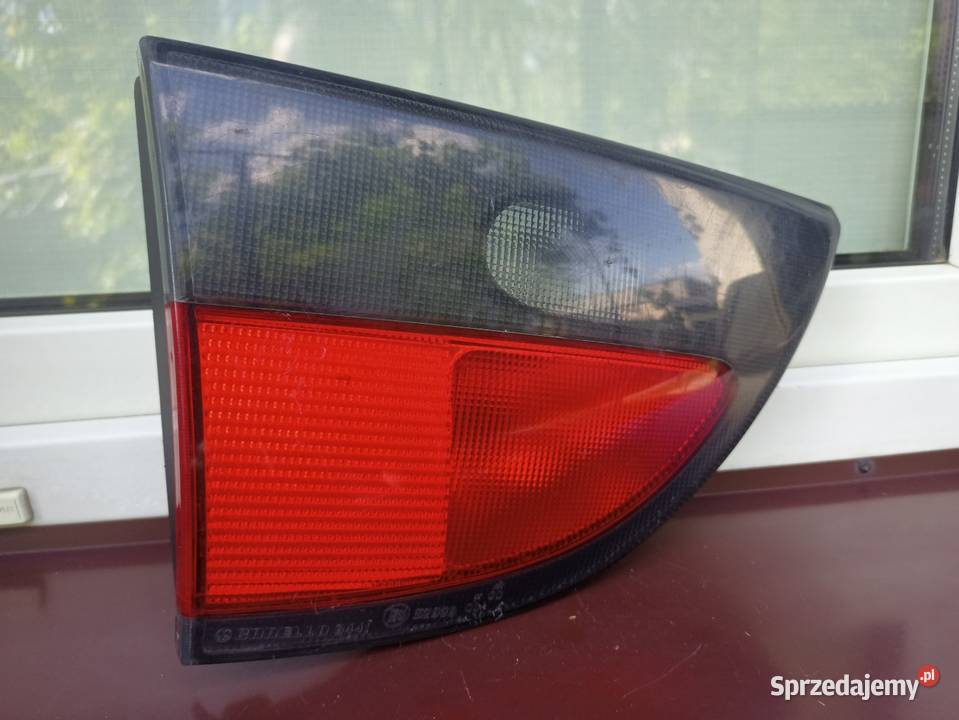 Renault Megane I 1 sedan lampa tył tylna lewa w Sieradz