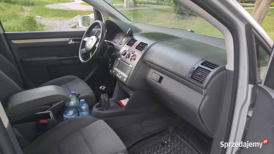 Volkswagen Touran 20 TDI 140 sprzedam