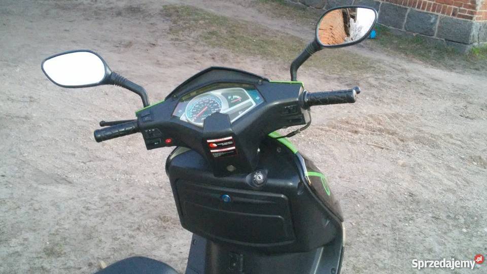 Sprzedam Skuter JUNAK 608 2suw czarny sprzedam