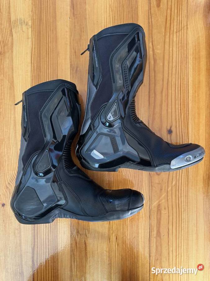 Dainese Torque 3 OUT 42 buty sportowe czarne
