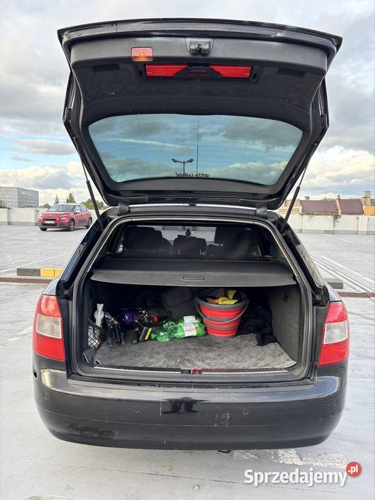 Audi a4 b6 19 tdi 130 światła przeciwmgielne sprzedam