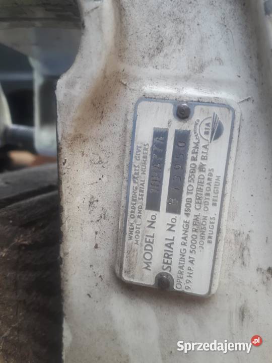 Łódź z tworzywa z przyczepą i silnikiem Ciechanowiec sprzedam