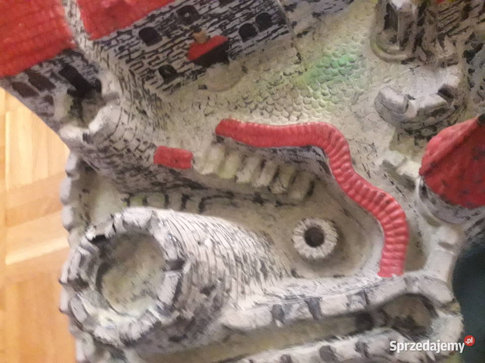 Zamek makieta zabawkwa dzieci pałac PRL twierdza Piotrków Trybunalski