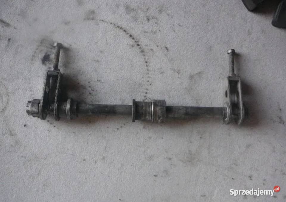 ośka mocowania tylnego koła Kawasaki GPX 600 Motoryzacja