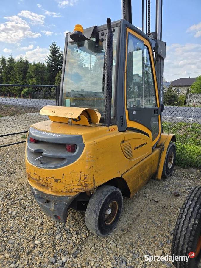 Wózek widłowy Jungheinrich tfg30 triplex import Wózki widłowe Maków