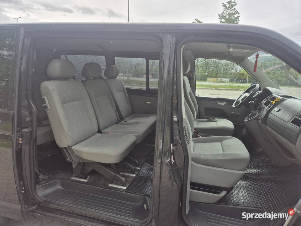 Transporter 9 OSÓB 25 TDI 131 Nawiewy tył Transporter śląskie Bujaków
