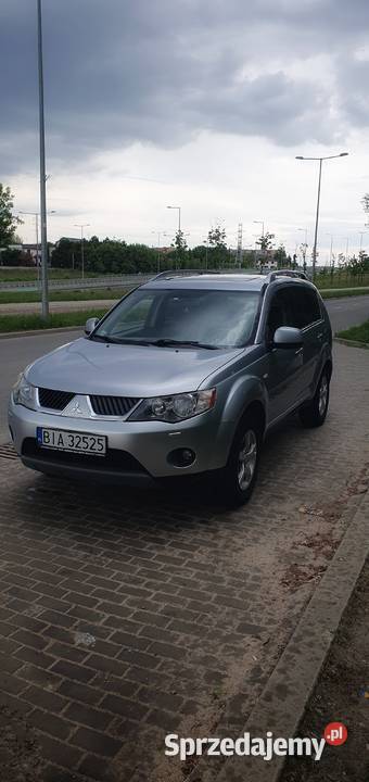 Mitsubishi Outlander 2.0d 4x4 2008 7 osobowy