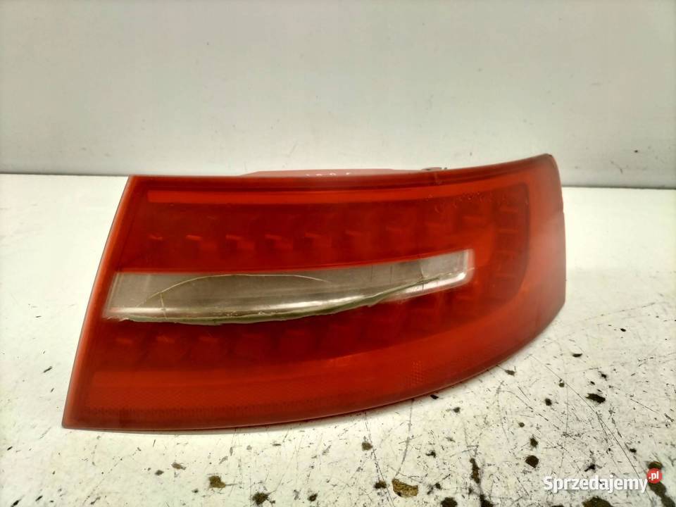 LAMPA TYŁ PRAWA LED SEDAN LIFT 4F5945096J Audi