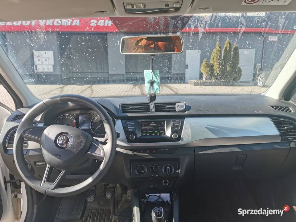 Skoda Fabia 10 TSI idealnie sprawna Sprzedam manualna Czeladź