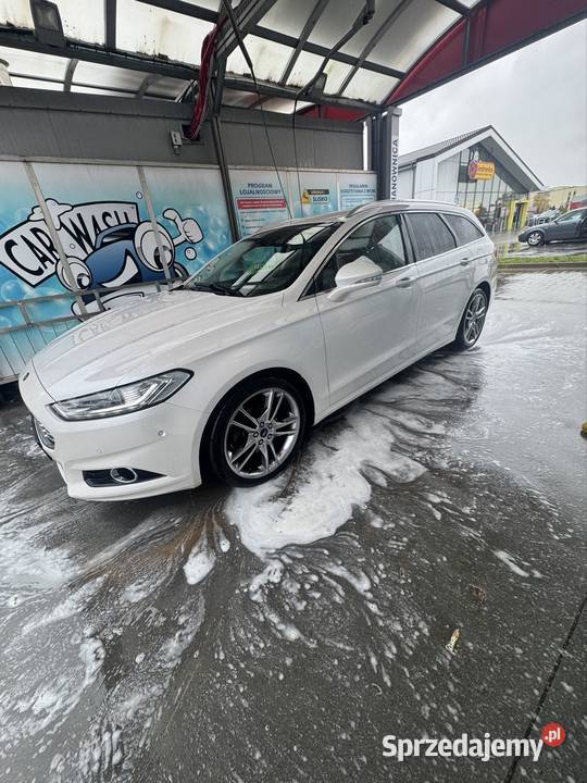 Ford Mondeo AWD 20TDCi Titanium FDL HUD Bli cos autoalarm
