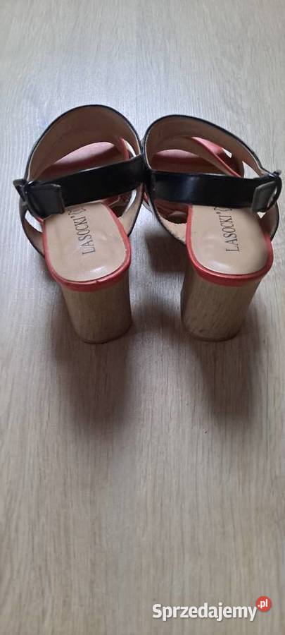 Buciki damskie Lacoste Kłoda