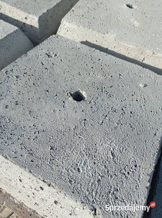 Bloczki fundamentowe pod altanęwiatęnamiot Parszów