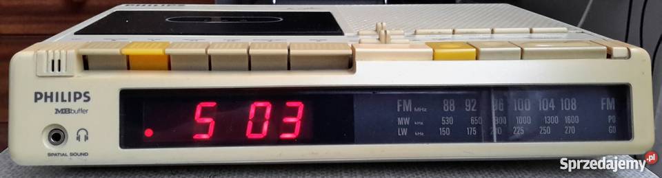 Radio magnetofon Philips D3702 00 z dawnych