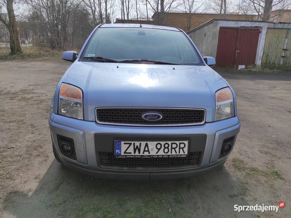 Ford Fusion 16 benzyna garażowany niski przebieg Wałcz sprzedam