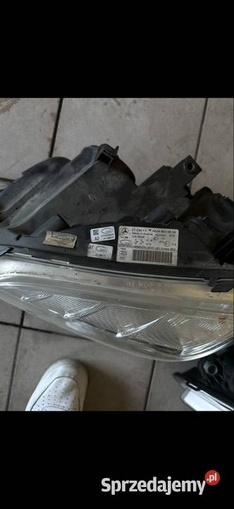 Mercedes Glk lampa prawy przód Radomsko