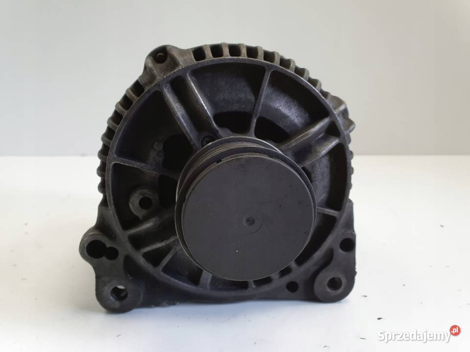 Audi A3 8L Golf IV 19 TDI ALTERNATOR 0123515021
