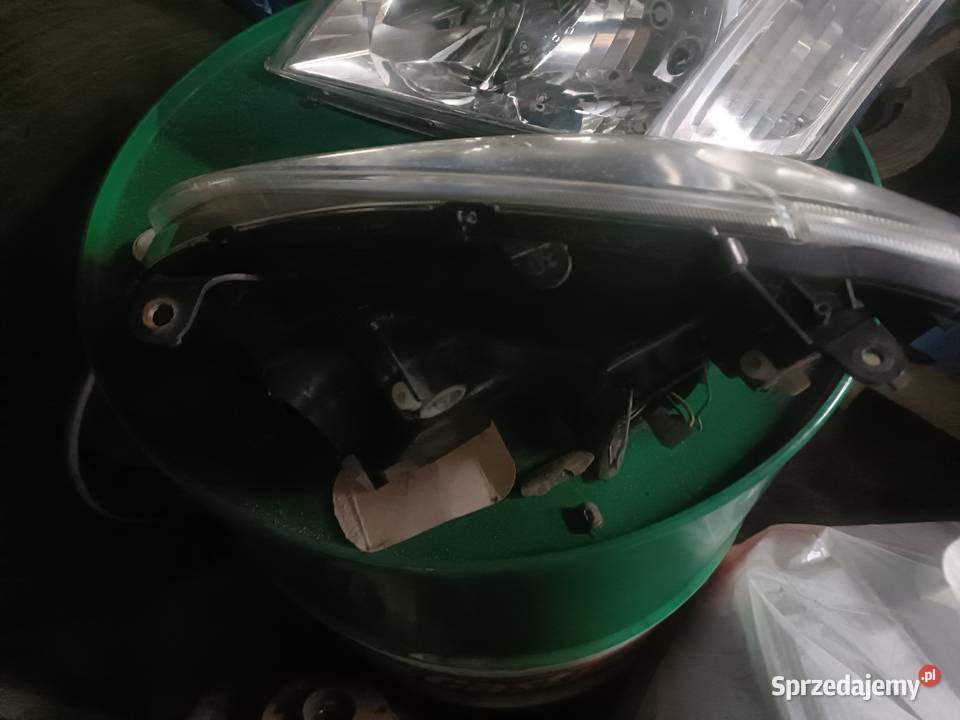 Lampy toyota corolla Części samochodowe pomorskie Tczew
