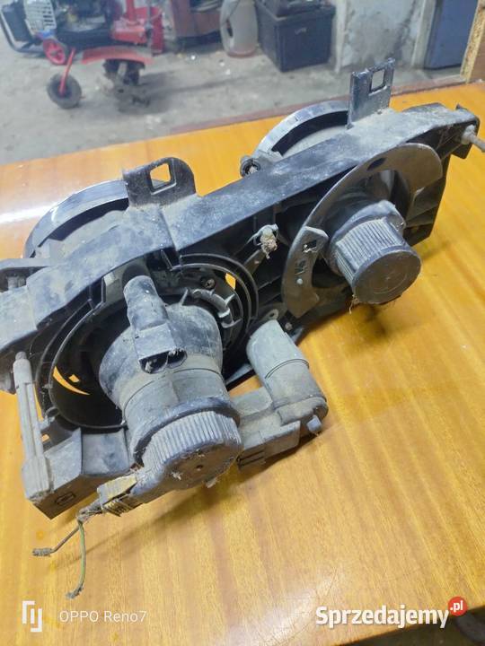 Lampa lewa BMW E34 Hella