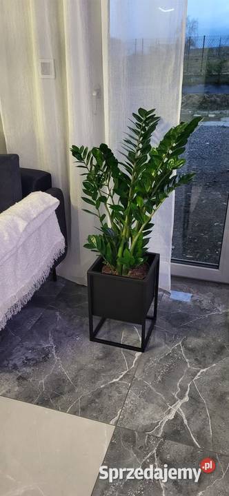 Kwietnik metalowy LOFT