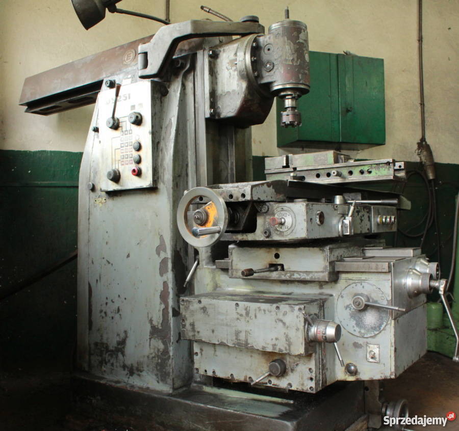 Frezarka uniwersalna FU 251 mazowieckie Trojanów