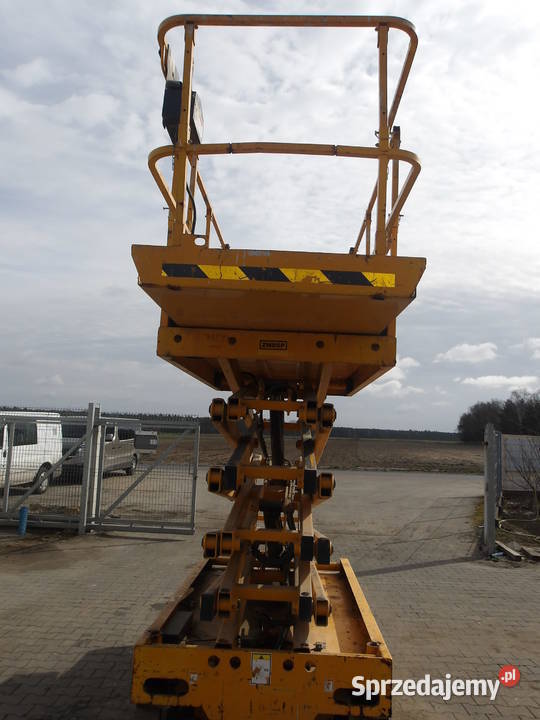 Podnośnik nożycowy zwyżka 12 m Haulotte Compact wielkopolskie Pleszew