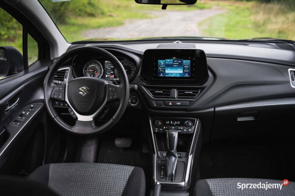 Suzuki SX4 SCross 14 BoosterJet światła LED Suzuki Katowice