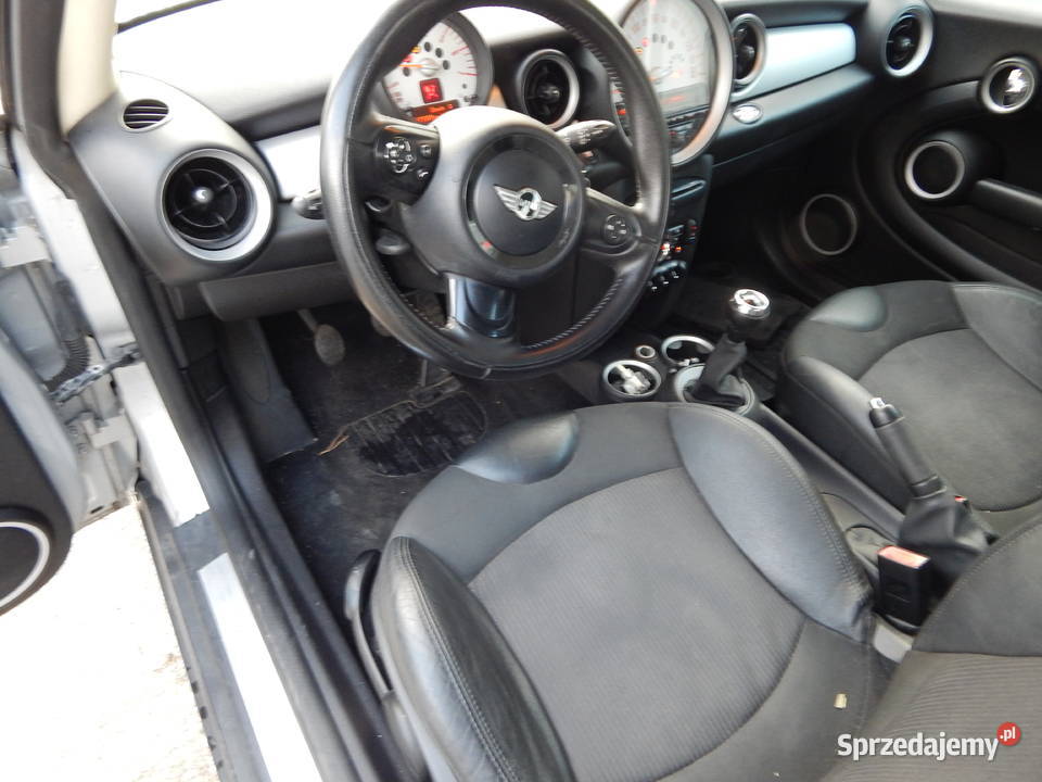 Mini One 16 diesel Mini cooper 2kluczyki książka uszkodzony Busko-Zdrój