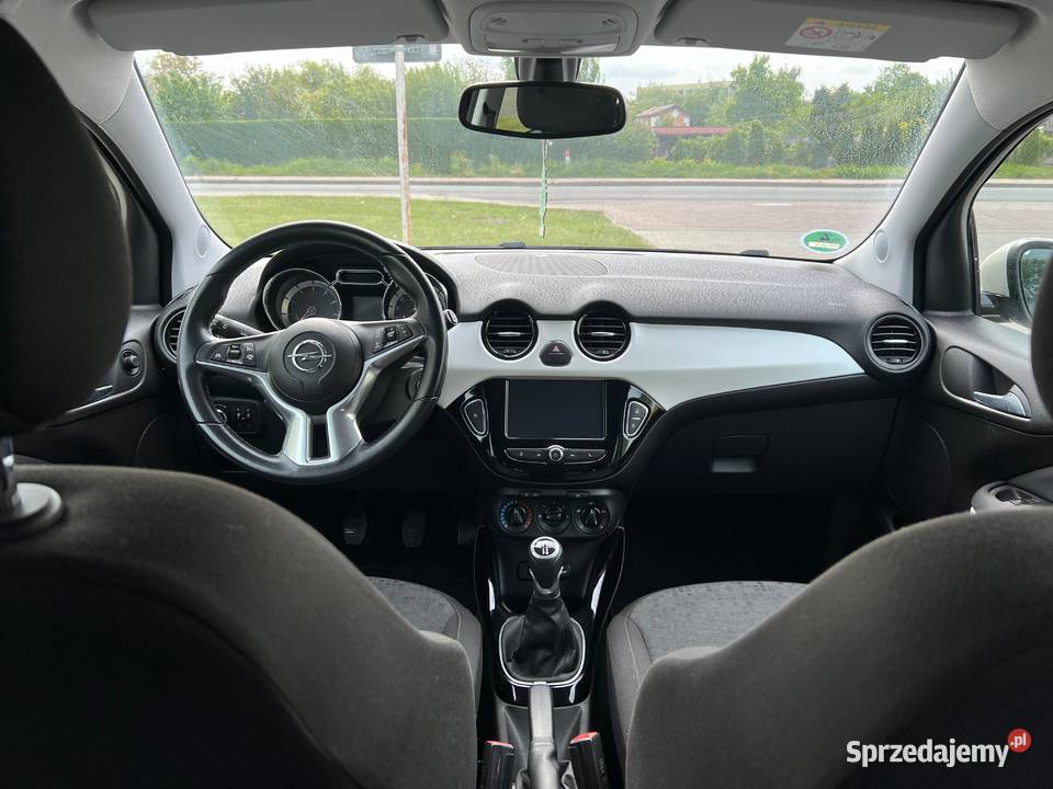 Sprzedam bezwypadkowy Opel Adam 12 2017 r radio Szczecinek
