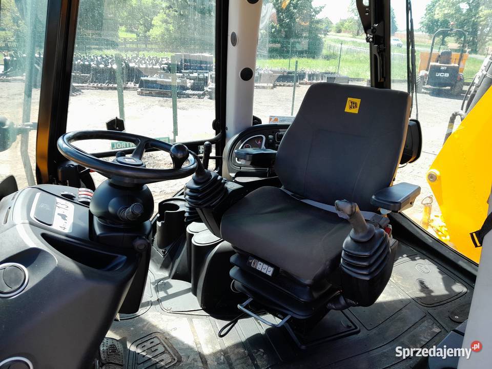KOPARKOŁADOWARKA JCB 4CX CAT CASE HOLLAND wielkopolskie