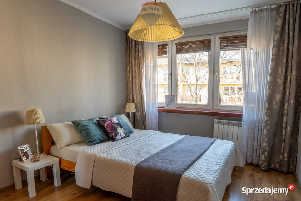 Słoneczne mieszkanie z potencjałem balkon Sprzedaż Warszawa