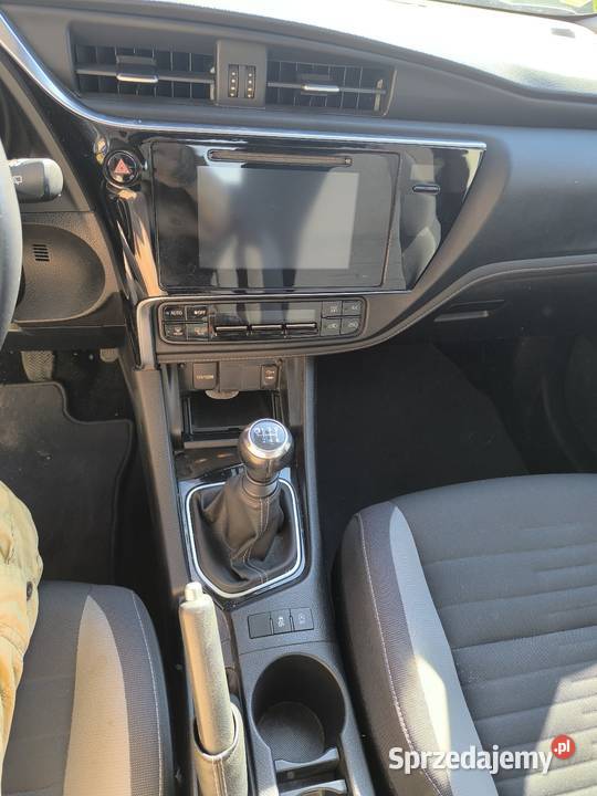 Toyota Auris 16 111 mały przebieg Rok produkcji 2015 Auris Inowrocław