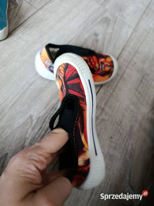 kapcie buty dziecięce rozmiar 25 długość wkładki uniseks Poznań