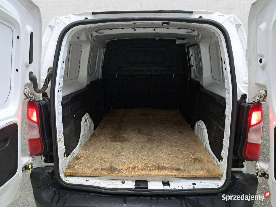 Citroen Berlingo Poleasingowe BZ biały Komorniki