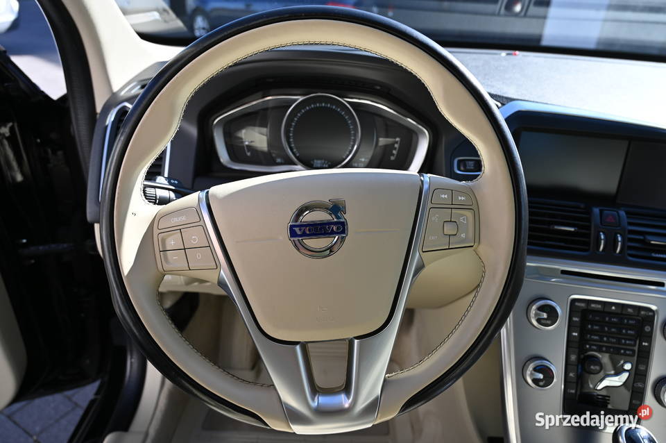 Volvo Xc 60 I 20 2017 Ostatni Wypust Perfekcyjny Olesno