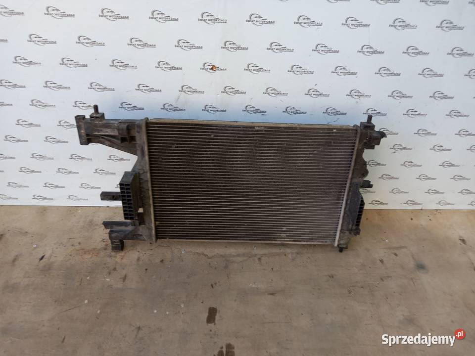 ASTRA J 12r chłodnica wody
