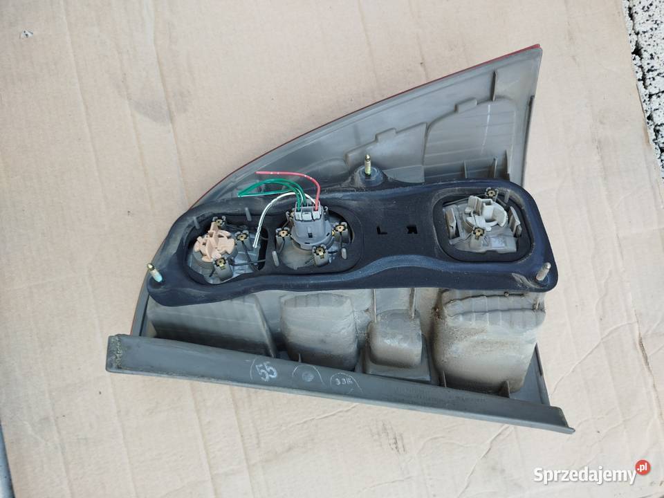 Lampa lewa tył Toyota Corolla E12 kombi mazowieckie
