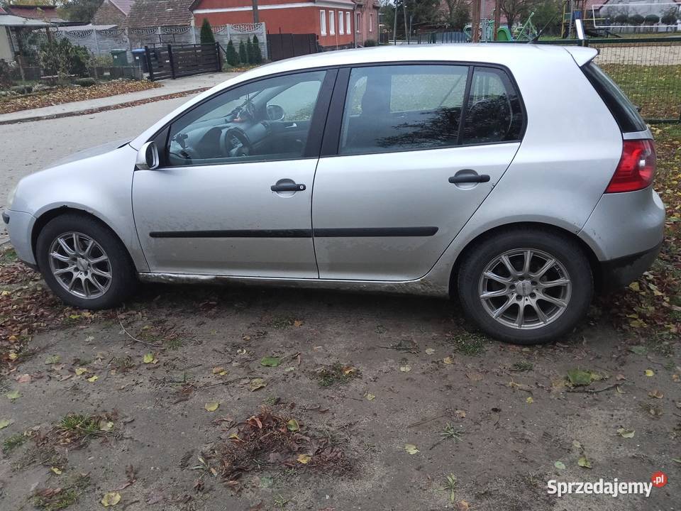 Sprzedam golfa 5 19 TDI 2005