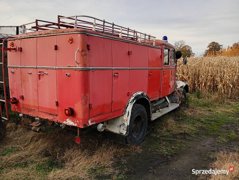 Zabytkowy Wóz Strażacki Mercedes TLF 311 4x4 Specjalne