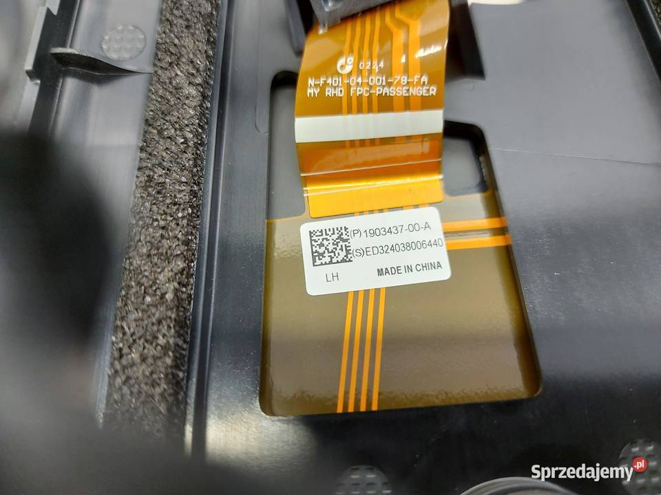 TESLA MODEL Y 2024r KAMERA OSŁONA SŁUPKA LEWA osobowe