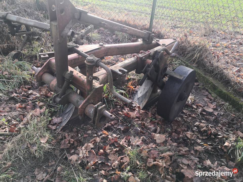 Sprzedam pług dwuskibowy nieuszkodzony Płoniawy-Bramura