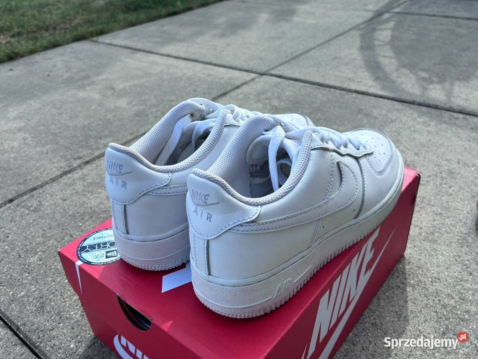 Nike Sportswear AIR FORCE 1 LE UNISEX Sneakersy Rozmiar 39