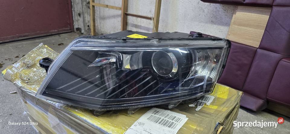 Octavia 3 lampy bi xenon Namysłów