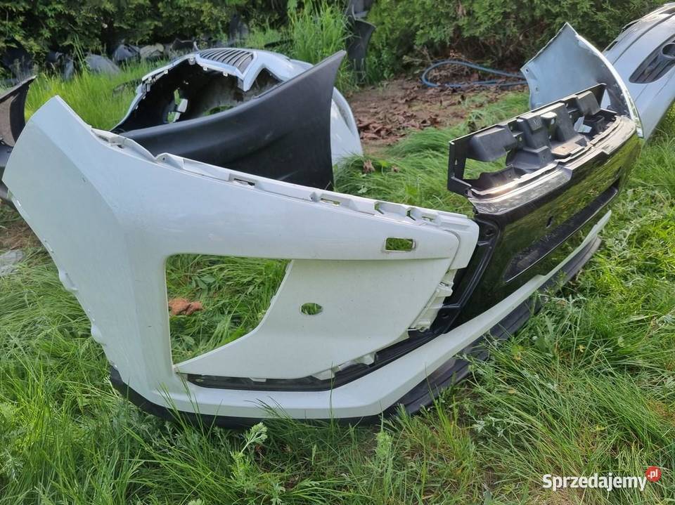 ZDERZAK PRZEDNI PRZÓD MITSUBISHI ECLIPSE CROSS
