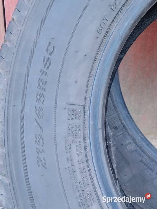 Sprzedam opony 215 65 r 16c Samochodowe Smoryń
