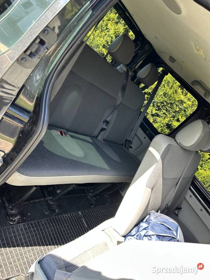 Vivaro 9 osób Klima mały przebieg Ostrów Wielkopolski