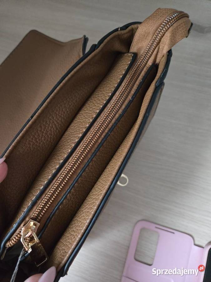 Damska torebka Ząbki