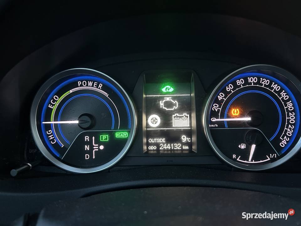 Toyota Auris 18 hybryda 2015r salon Polska lubelskie Biała Podlaska