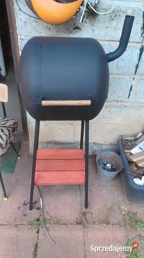 Grill ogrodowy Tyczyn